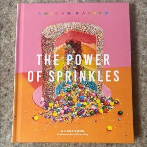 The Power of Sprinkles Cake Book 📕